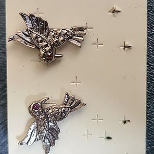 Vintage 90's Avon earrings